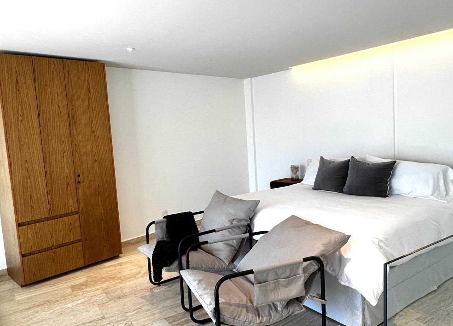 Luxury Loft In Mistiq Gardens Ii