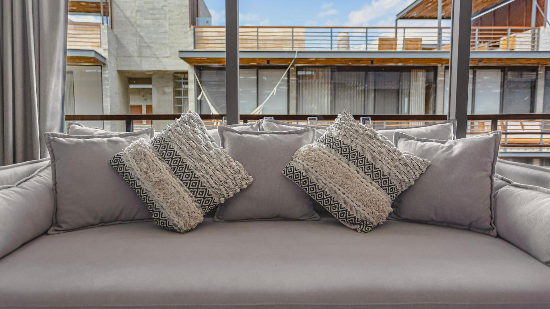 Nuju - Luxury With Pool Jacuzzi And Sauna Apartamento *