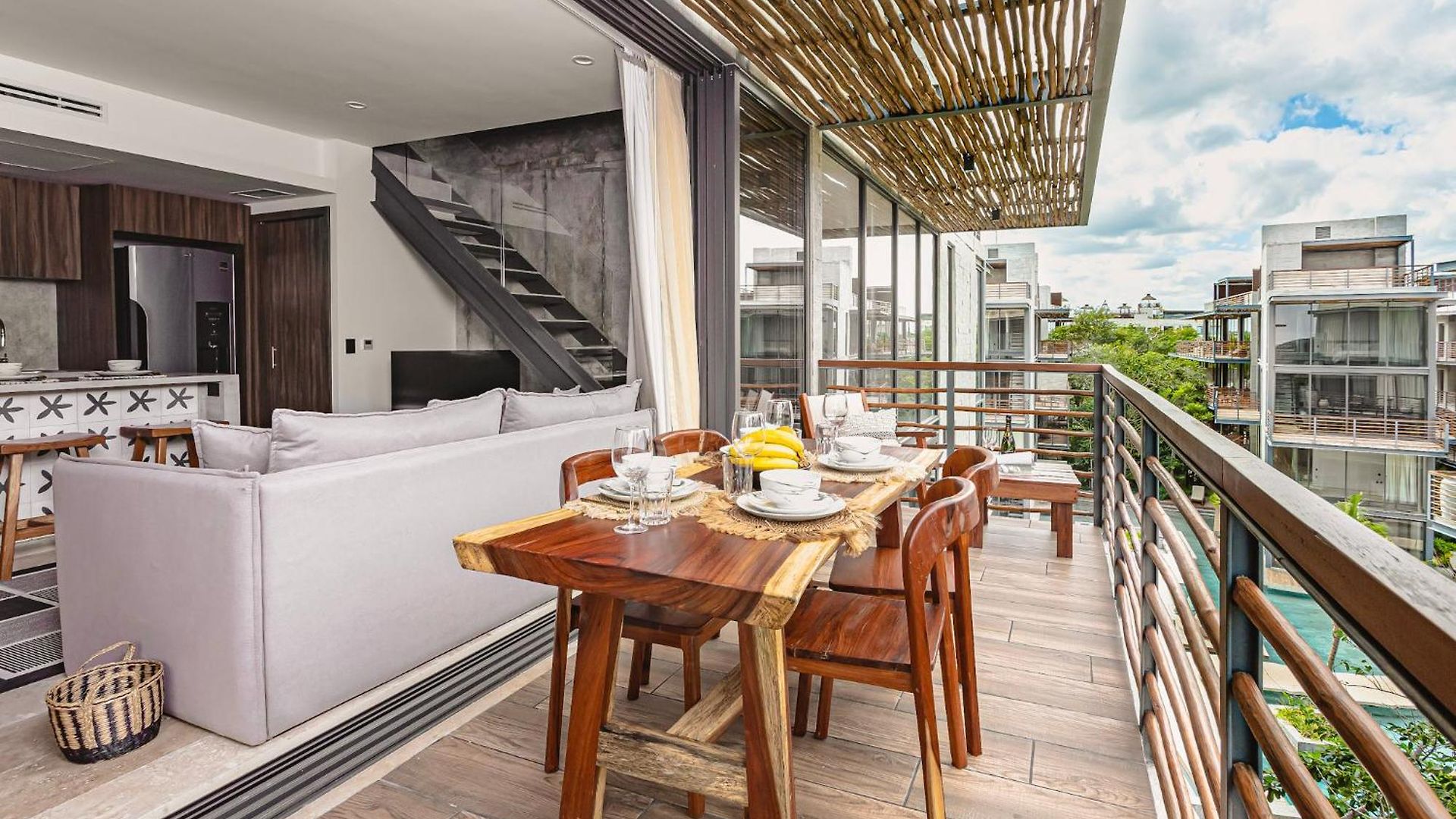 Nuju - Luxury With Pool Jacuzzi And Sauna