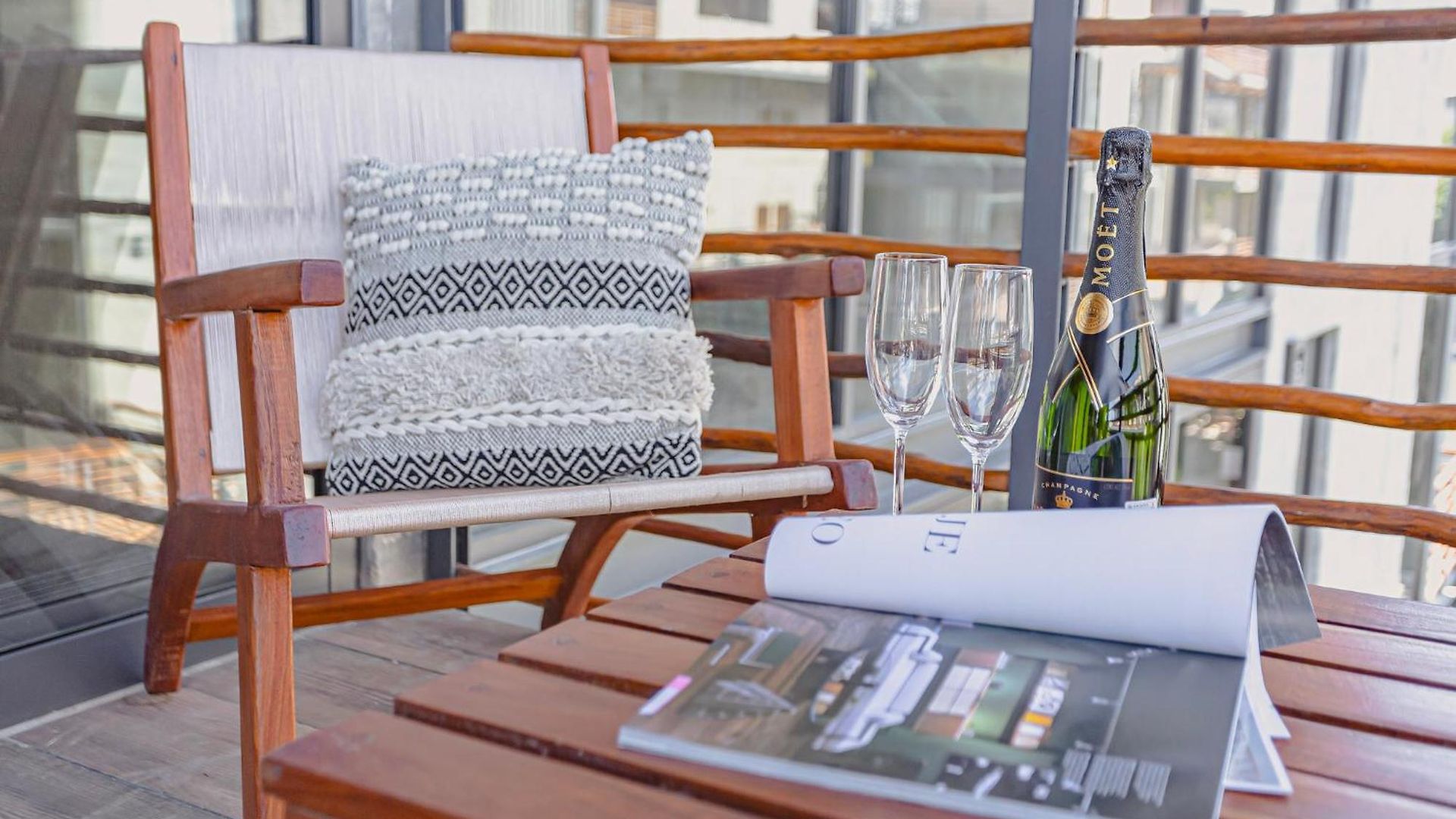 Nuju - Luxury With Pool Jacuzzi And Sauna