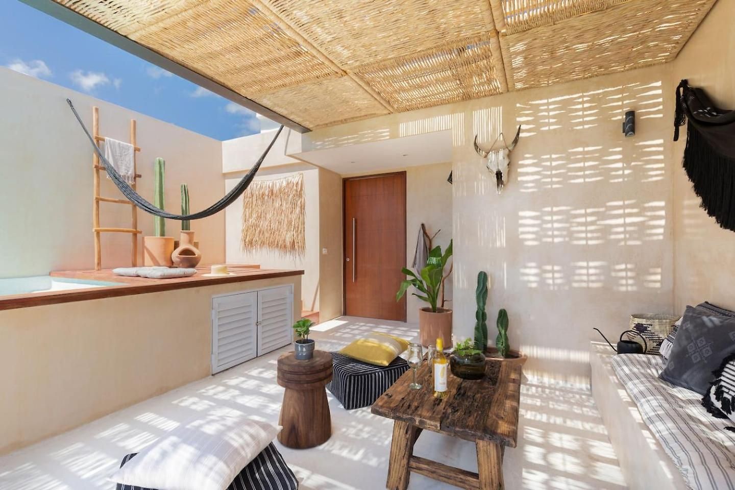 Boho Style Penthouse With Private Pool 150 Wifi Apartment *