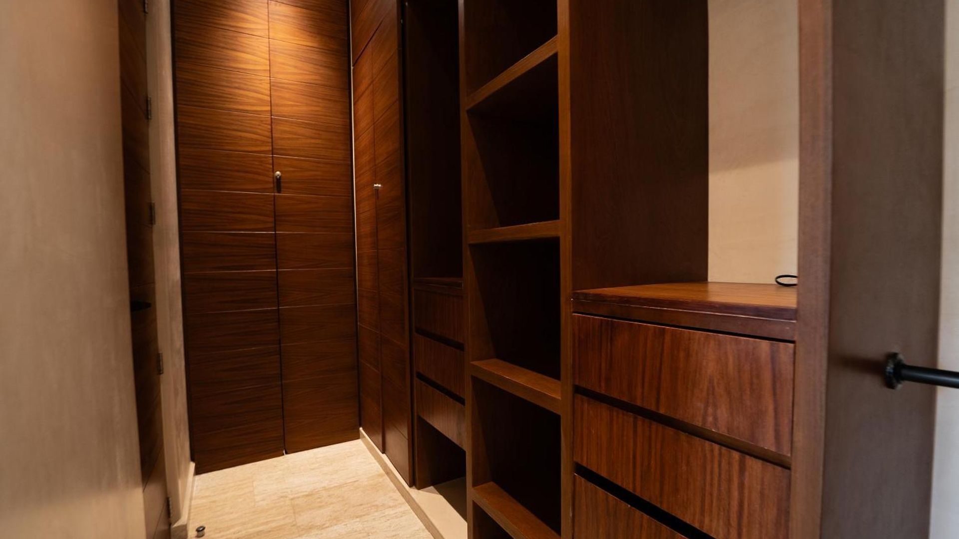 Magical 2 Penthouses & With 2 Private Pools And Jacuzzi Apartment
