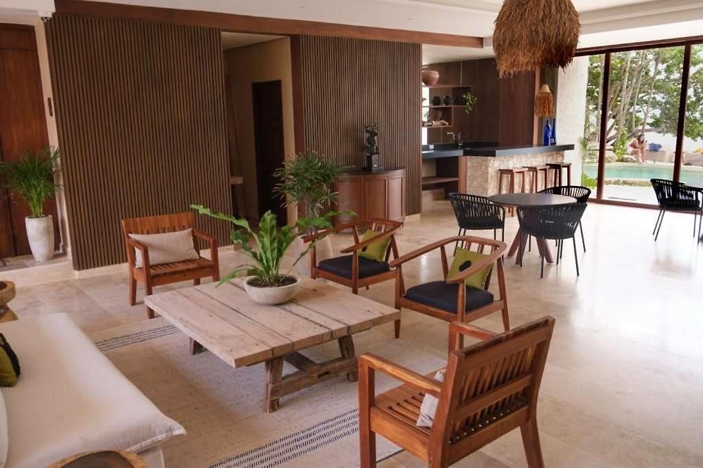 Kaoba Oceanfront Residences