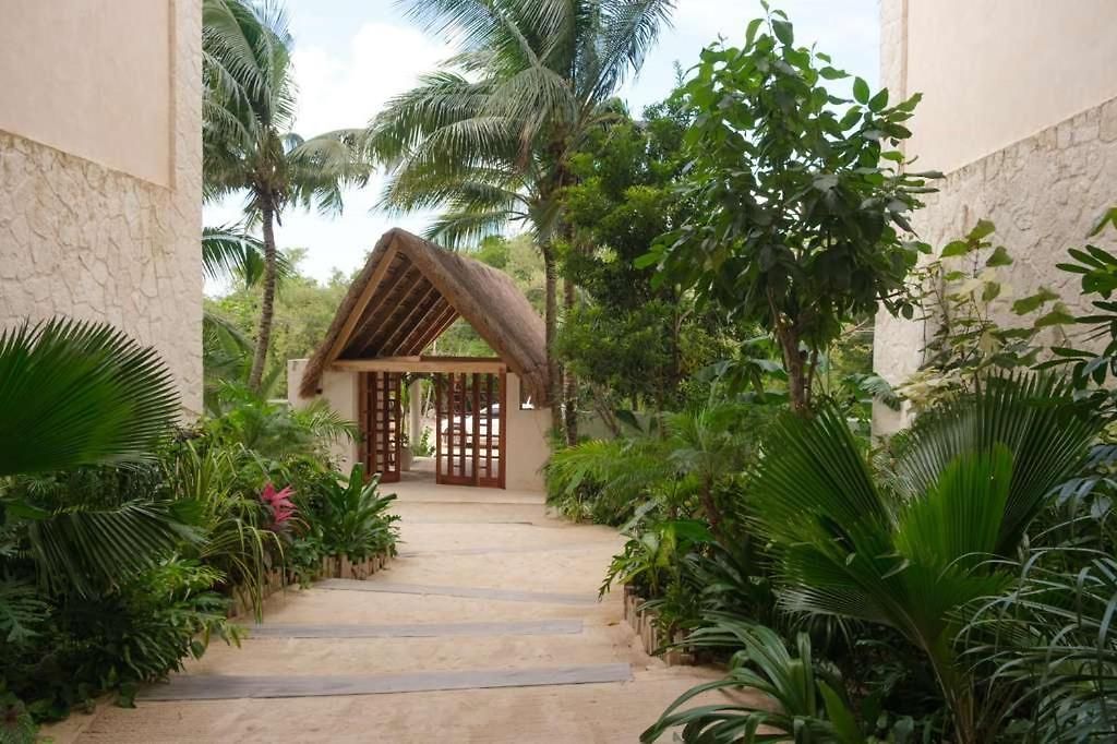 Kaoba Oceanfront Residences Apartamento *