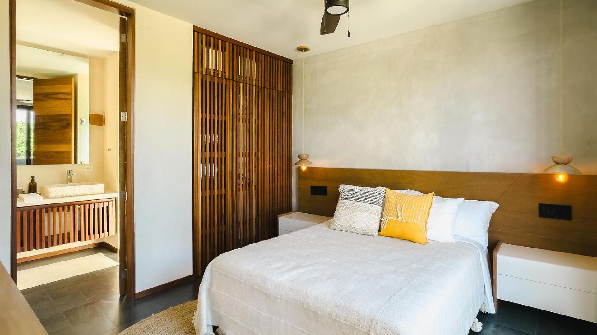 Miraluna Penthouse
