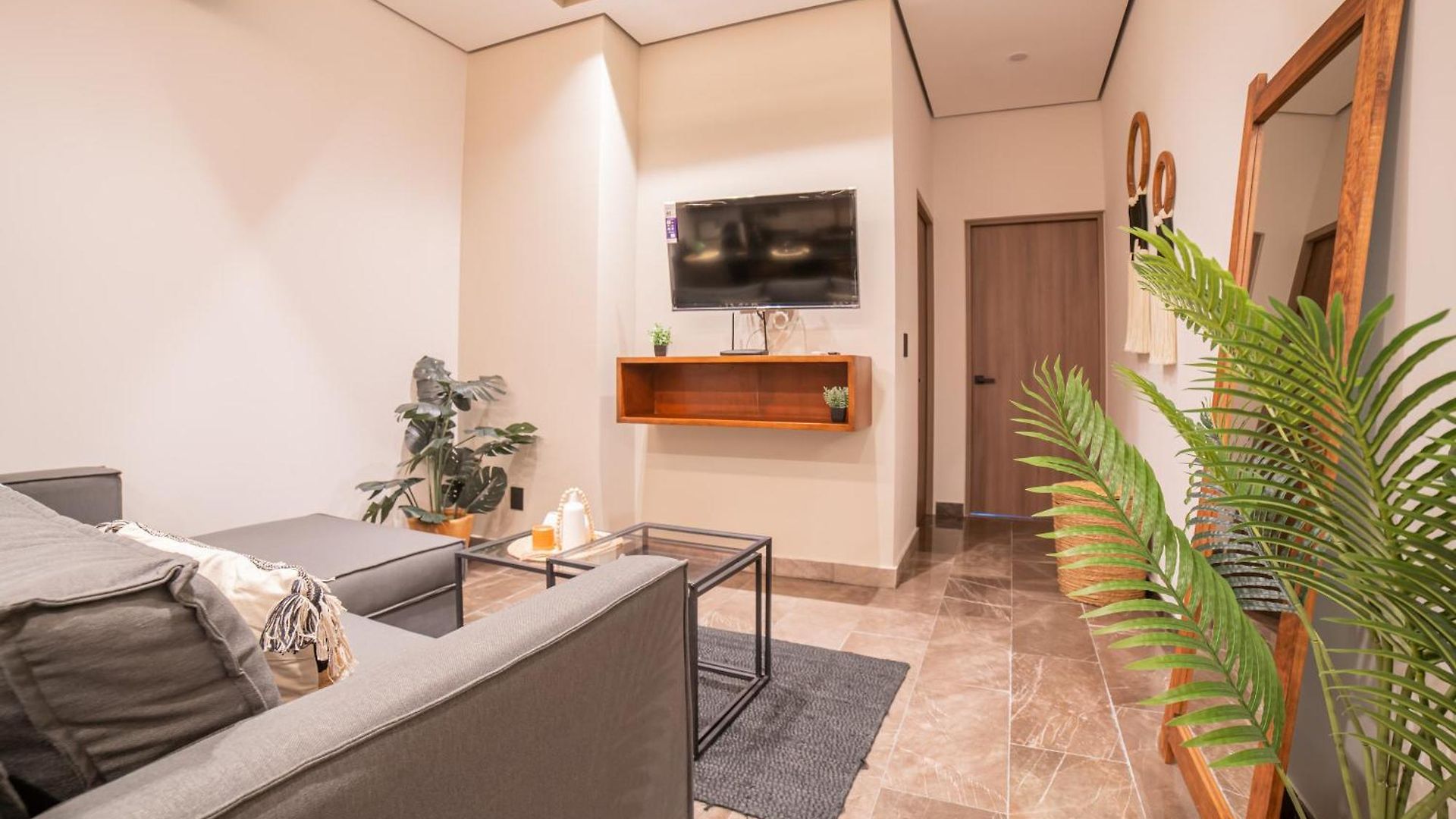 D017 Premium Lifestyle Gold At Amira District Apartment Tulum