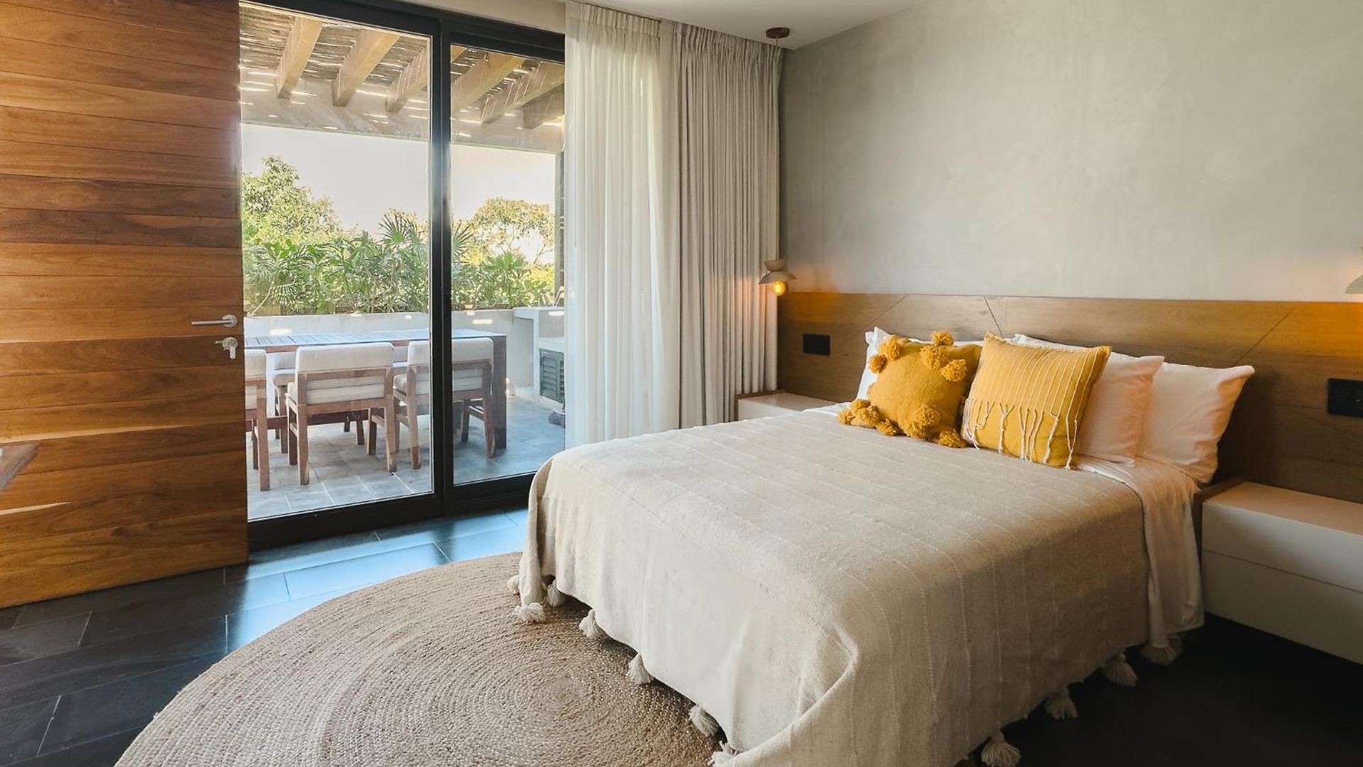 Miraluna Penthouse *