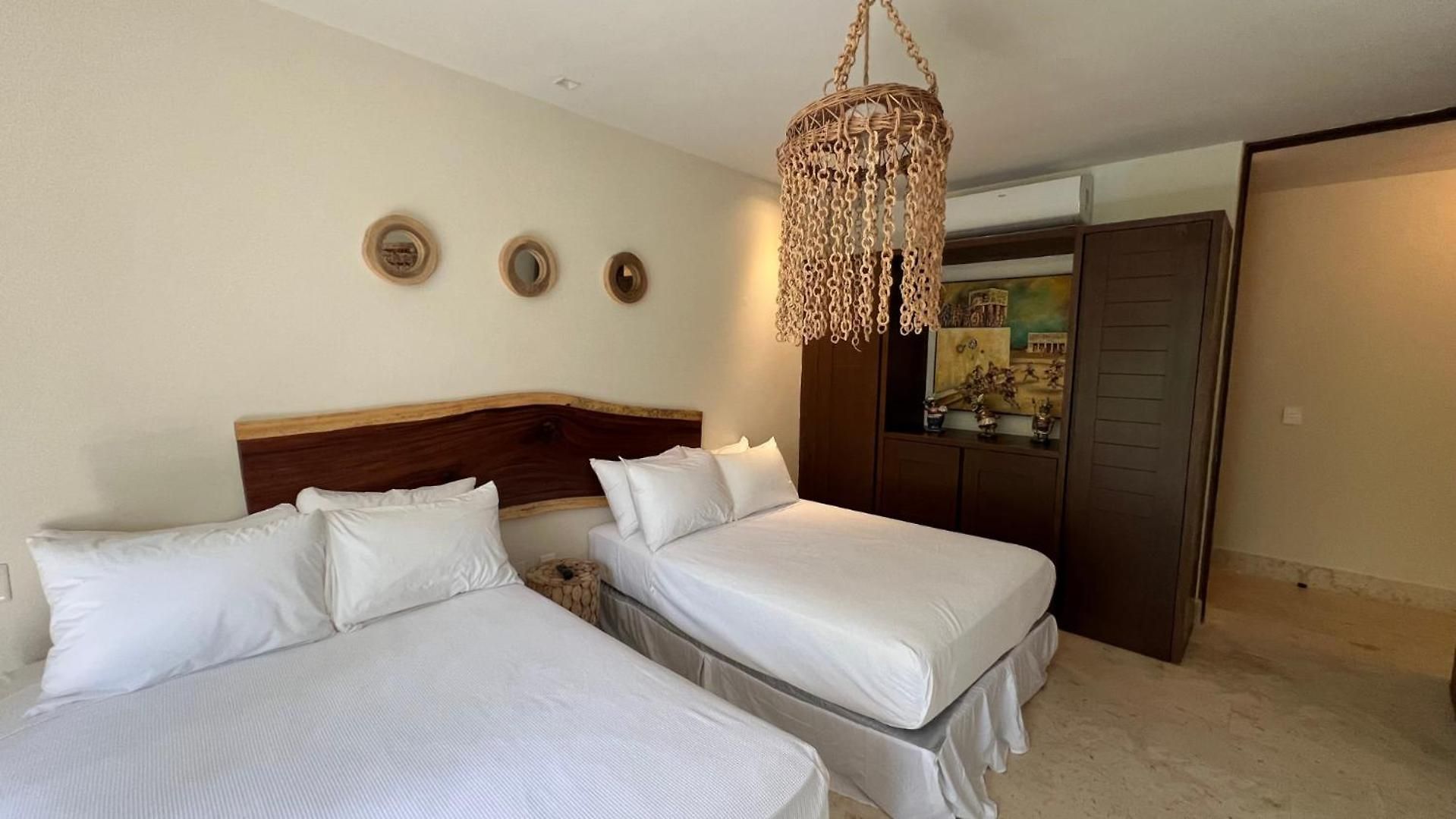 Stylish Mexican Interior Ph- Private Rooftop -gated Community *
