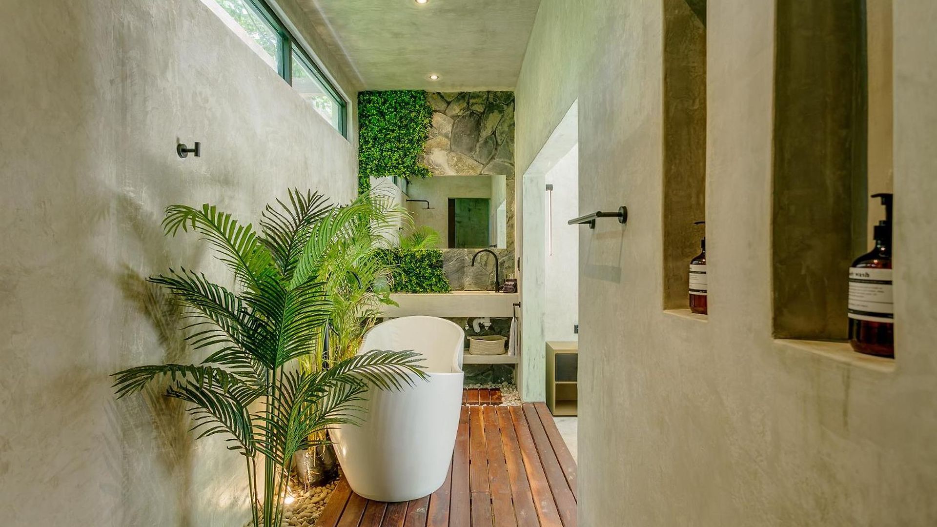 Casa Tira - Your Luxury Jungle Mansion In *