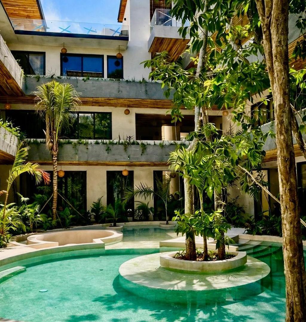 Modern 2 Bedroom 2 Bathroom In
