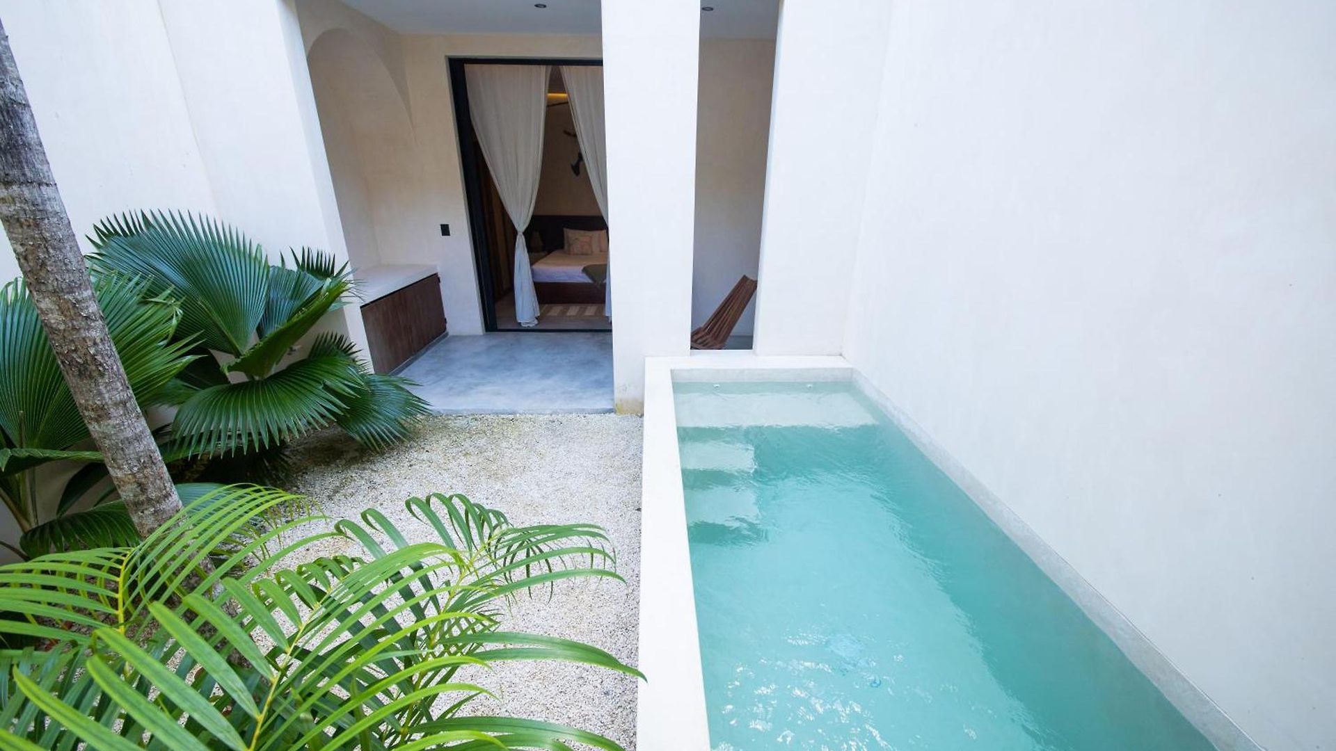 Aparthotel Tierra - Pool & Roof Panoramic 3*