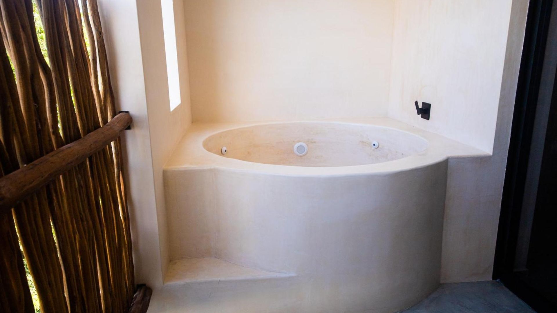 Tierra - Pool & Roof Panoramic Aparthotel 3*