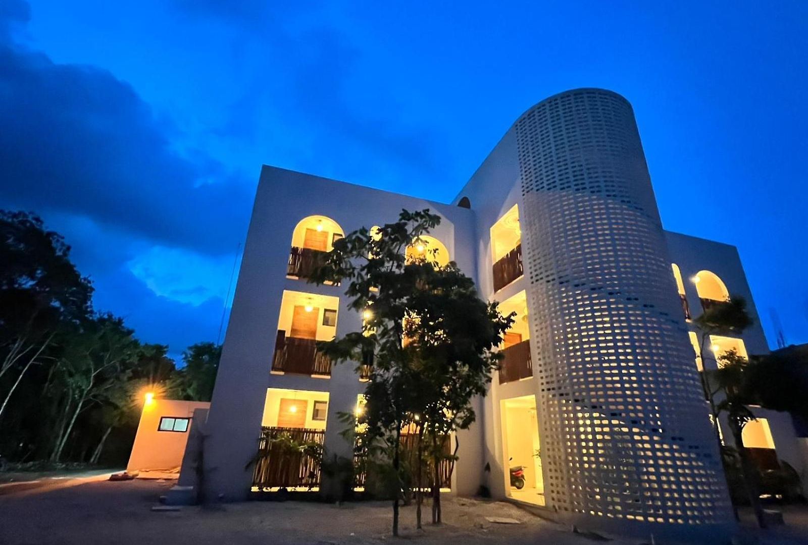Aparthotel Tierra - Pool & Roof Panoramic