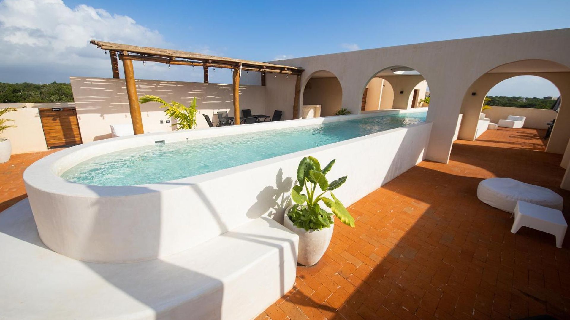 Aparthotel Tierra - Pool & Roof Panoramic