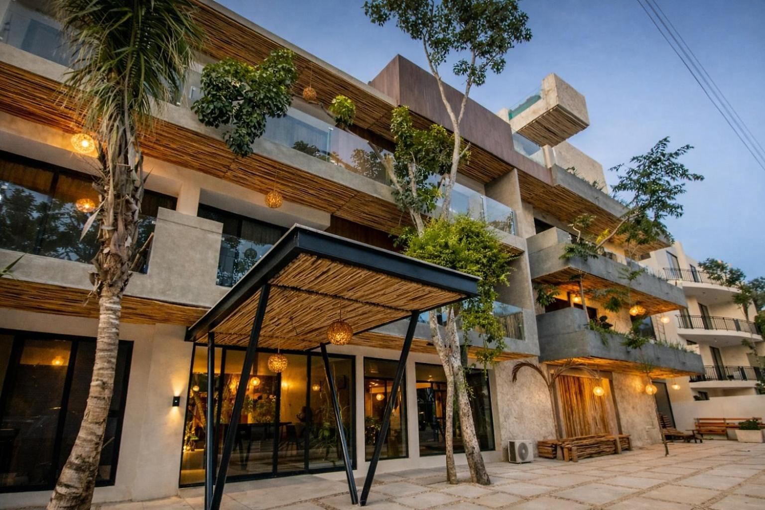 Modern 2 Bedroom 2 Bathroom In