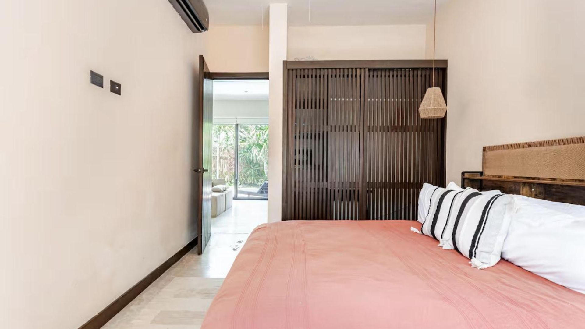 Enchanting 4br Villaδ Pool& Rooftopδprime Location Villa Tulum