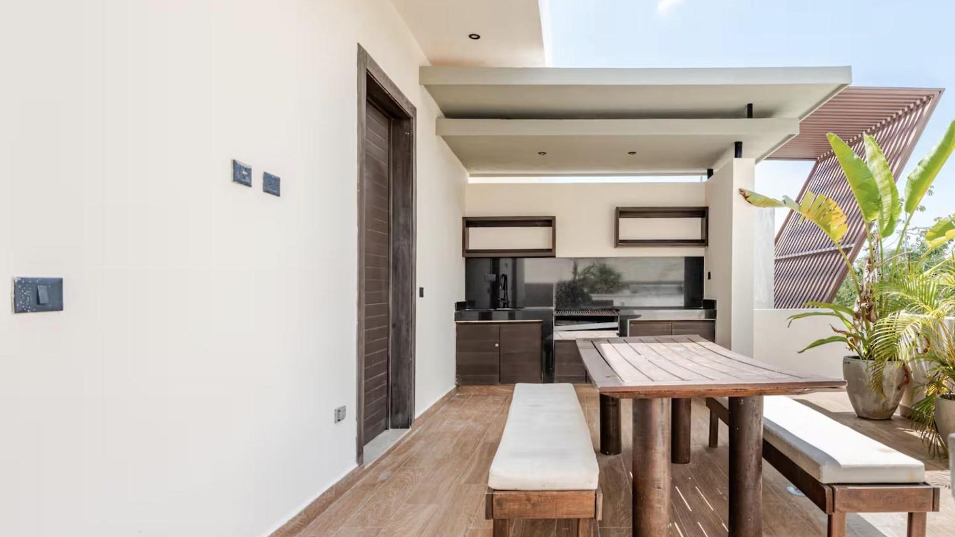 Villa Enchanting 4br Villaδ Pool& Rooftopδprime Location Tulum