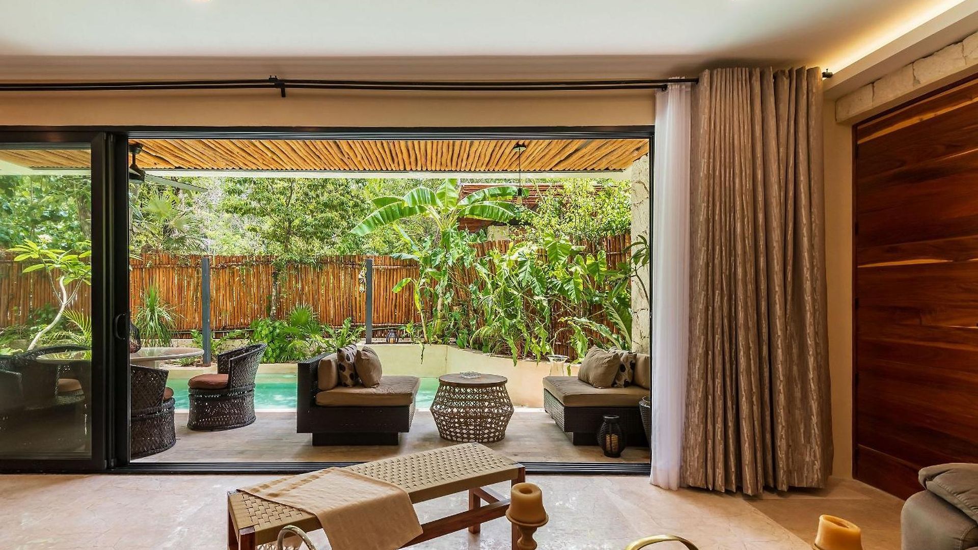 Apartamento •| Boutique Swim Up En P/6 • Naaj Tun•