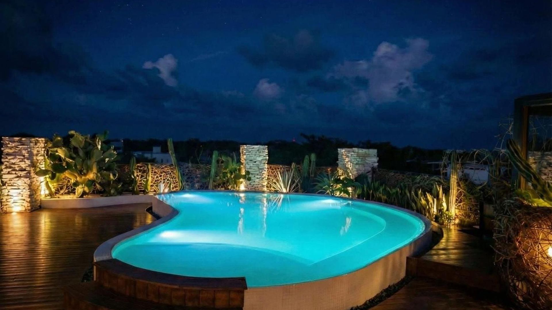Villa Fantastic 6br Luxury Penthouse 12ppl Rooftop Pool & Bathtub *