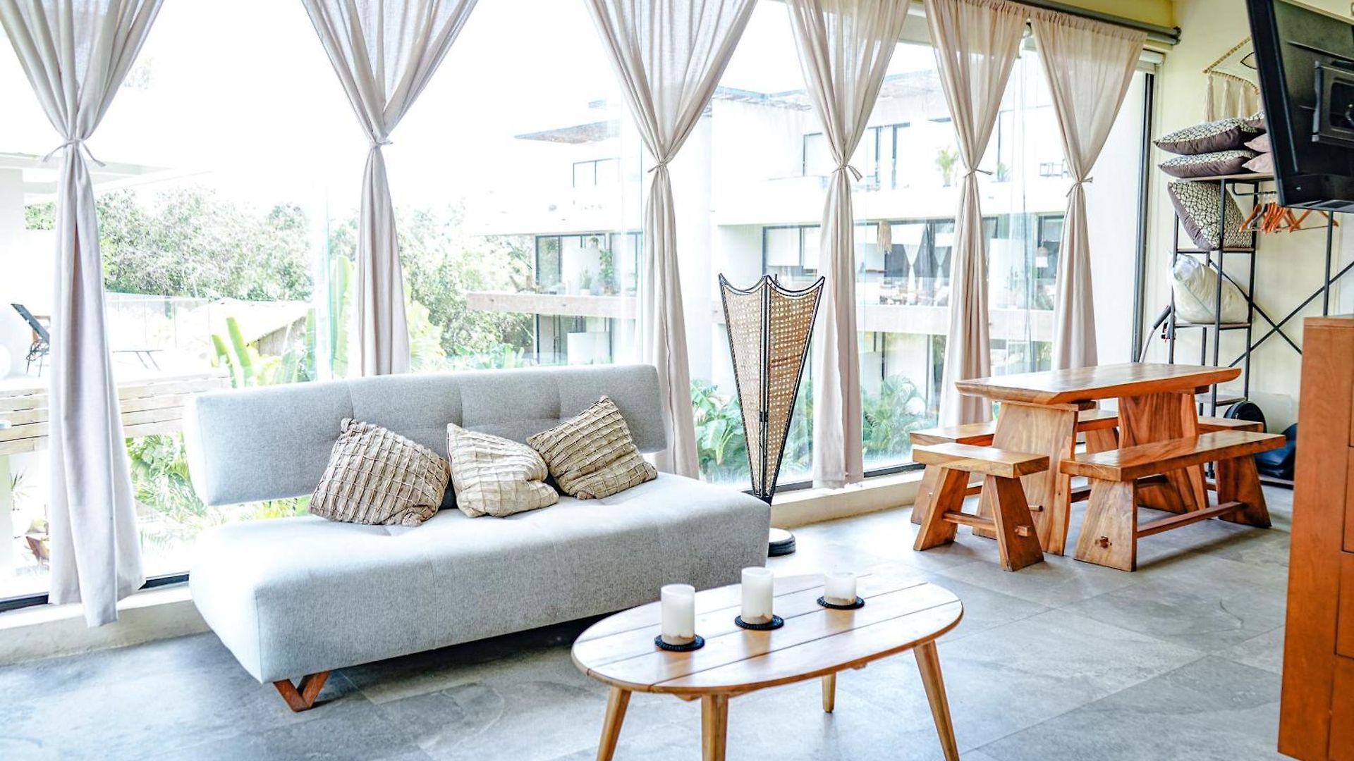 Boho Chic Loft- Stunning Terrace In