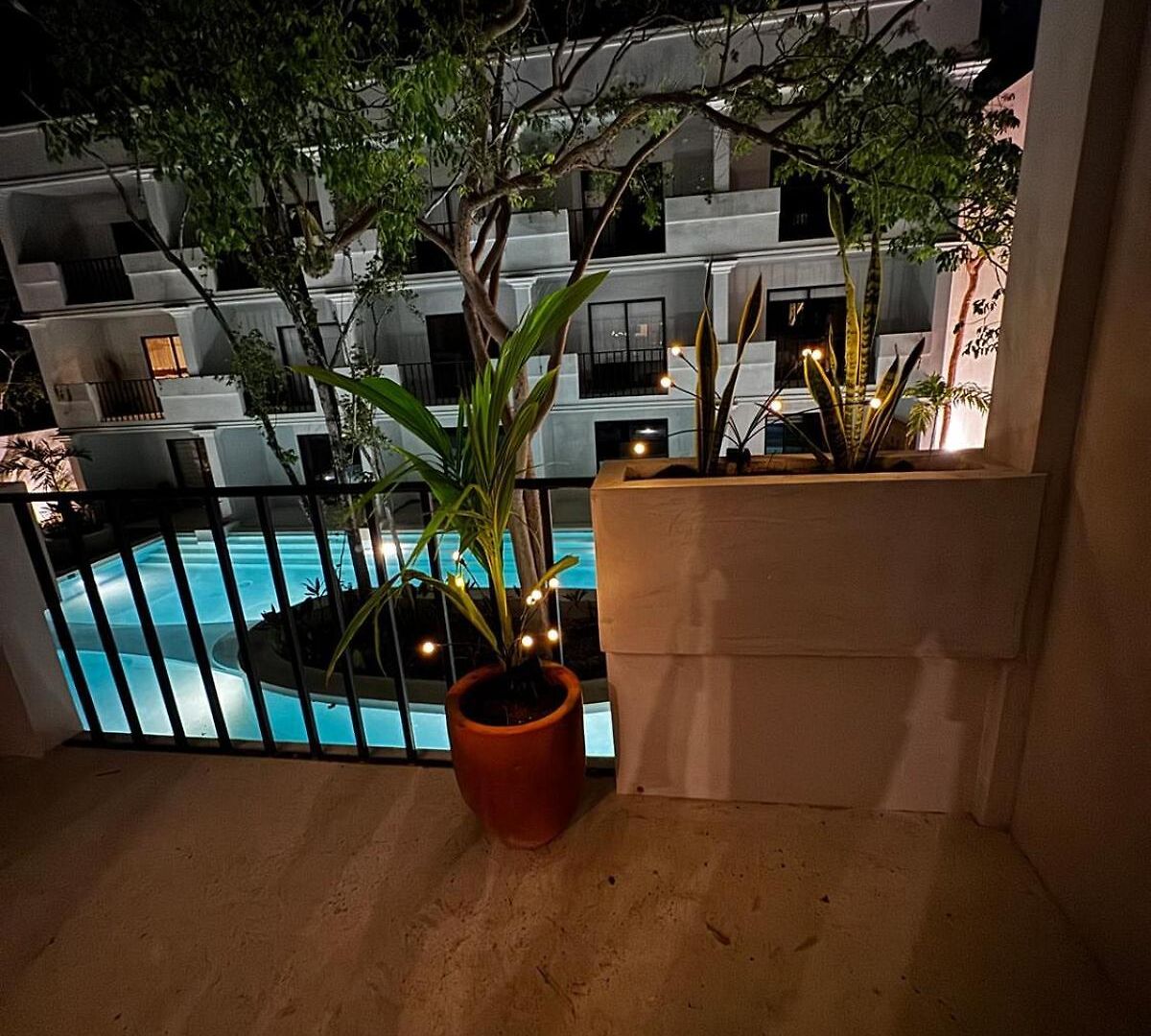 Jungle Loft With Pool And Rooftop Near And Cenotes And Dowtown! Fast Wifi! Perfect For Expats *