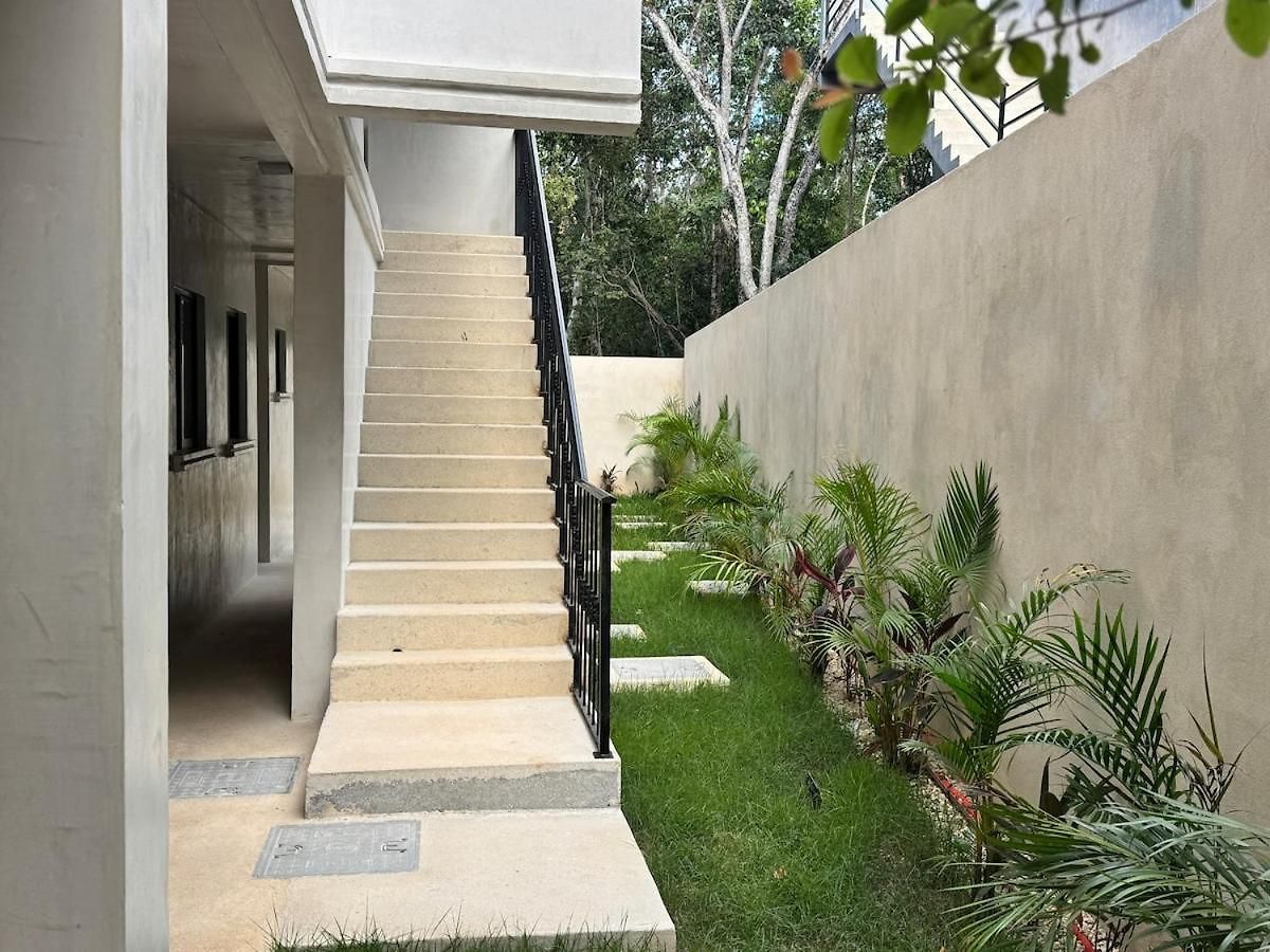 Jungle Loft With Pool And Rooftop Near And Cenotes And Dowtown! Fast Wifi! Perfect For Expats Apartamento Tulum