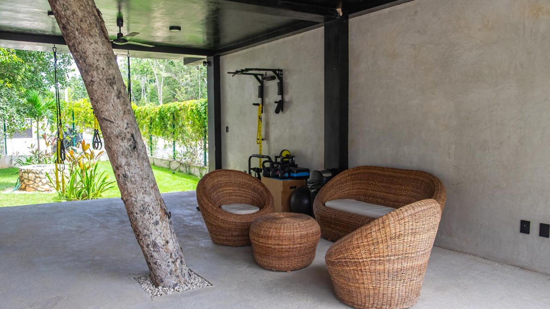 Jungle Ph Private Rooftop & Plunge Pool Ac Wifi