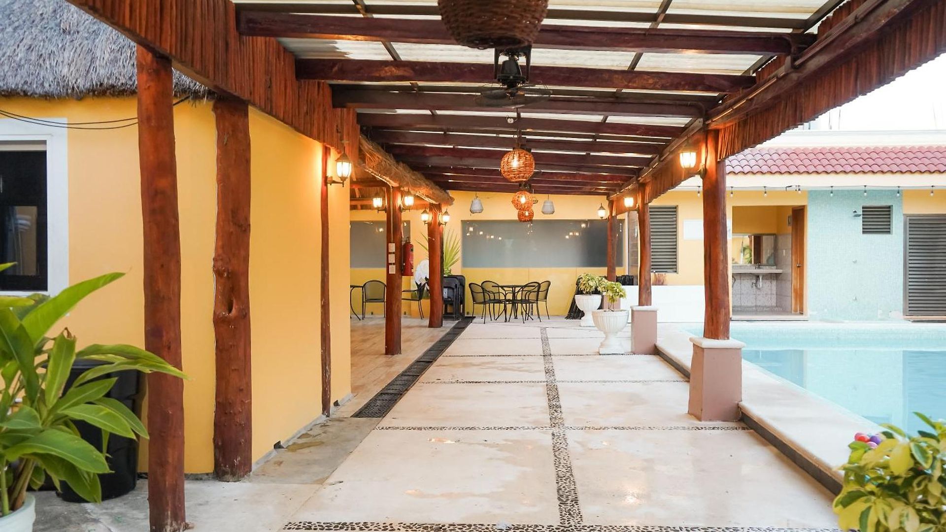 Hacienda La Floresta Hotel