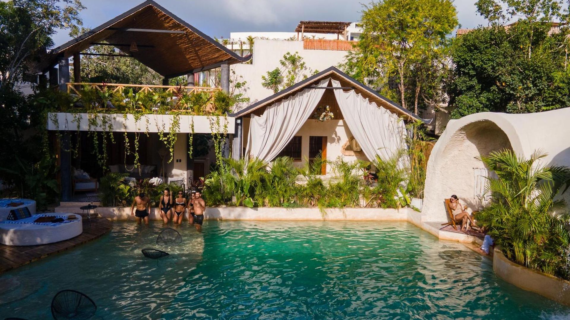 Nevana Luxury By La Zebra 4*