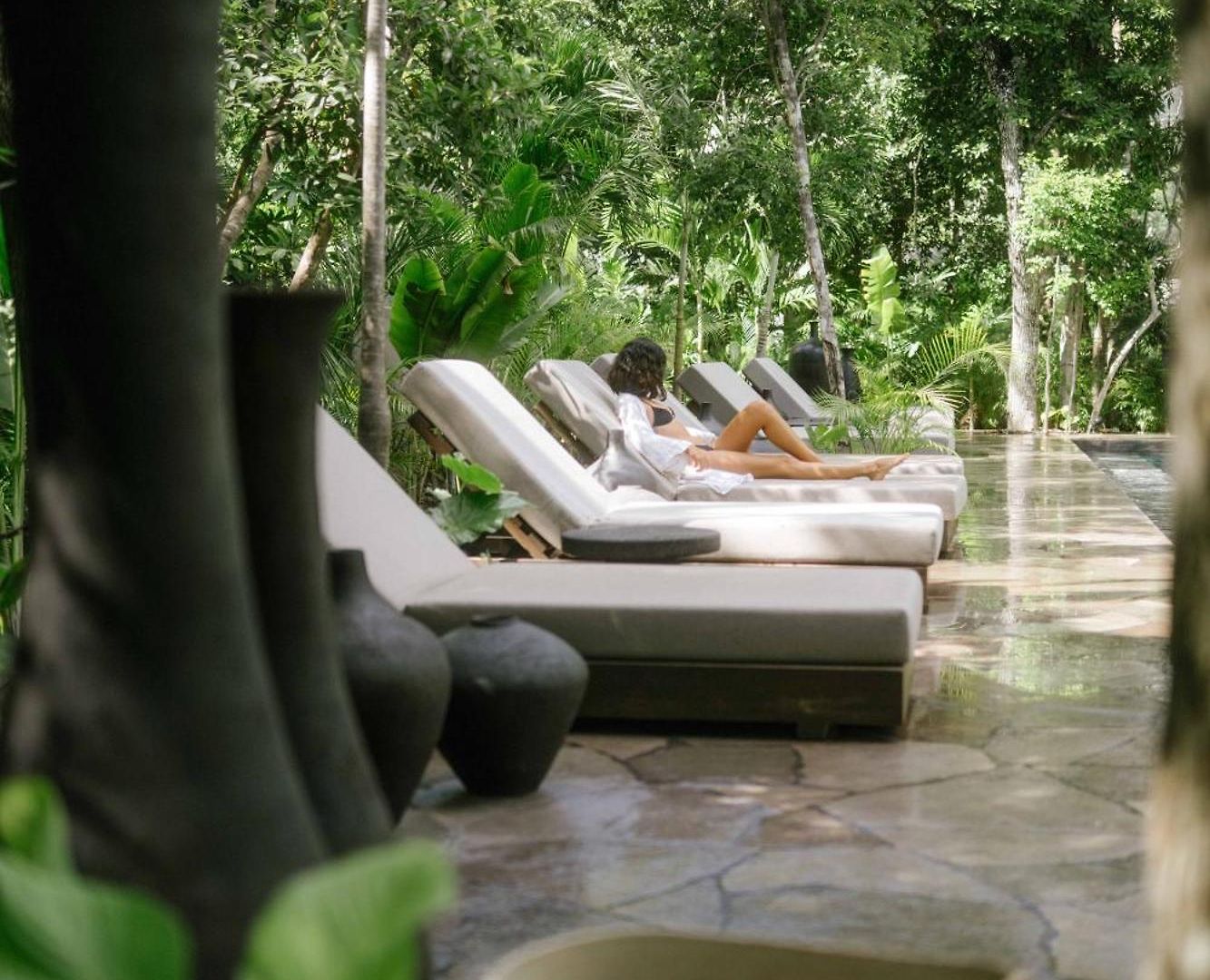 La Reserva Resort *