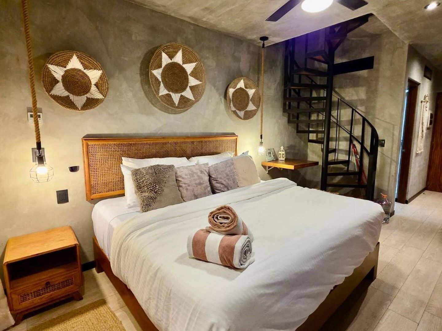Penthouse With Private Pool & Padel Tuk Hotel