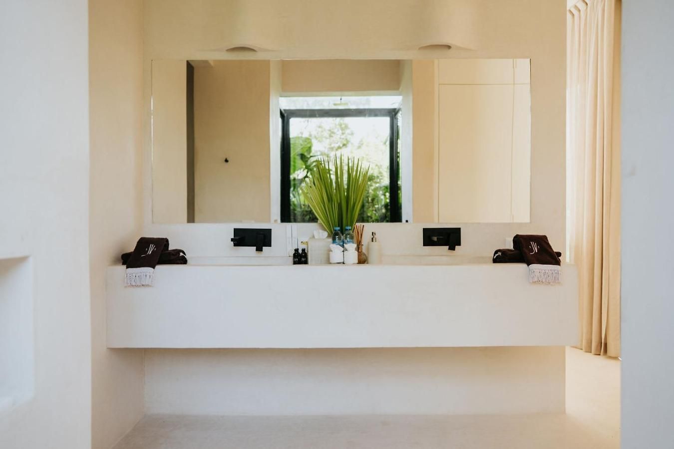 The Grand Compound Villa