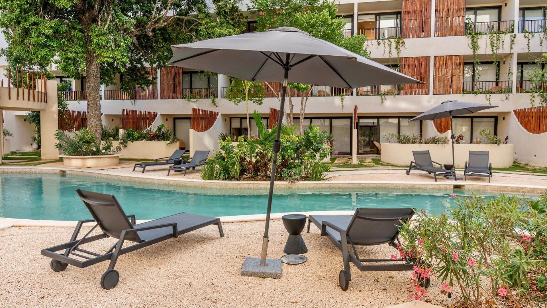 Loch Collection Aparthotel Tulum