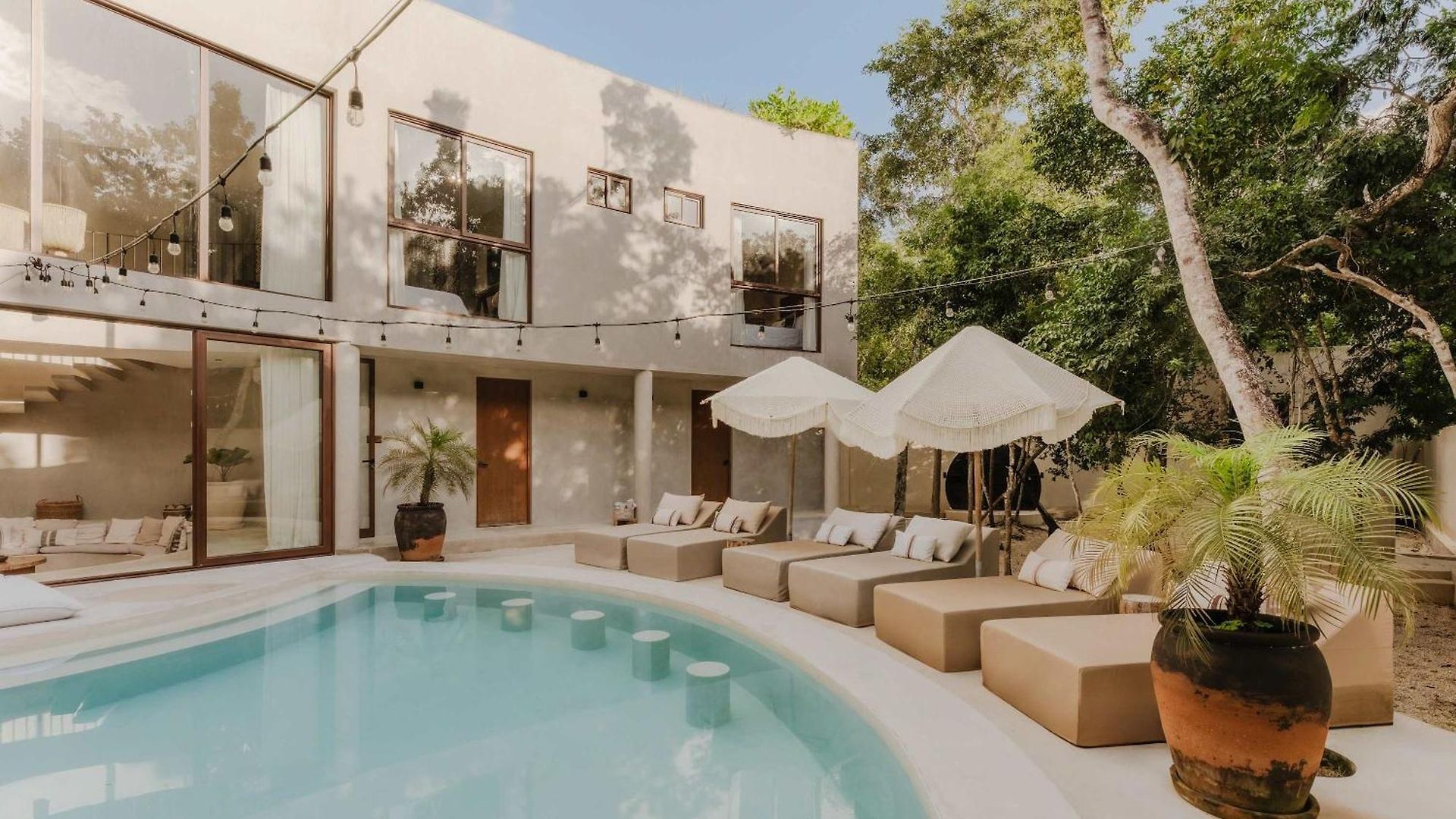 Jungle For 16 - Dual Pools & Fire Pit Tulum
