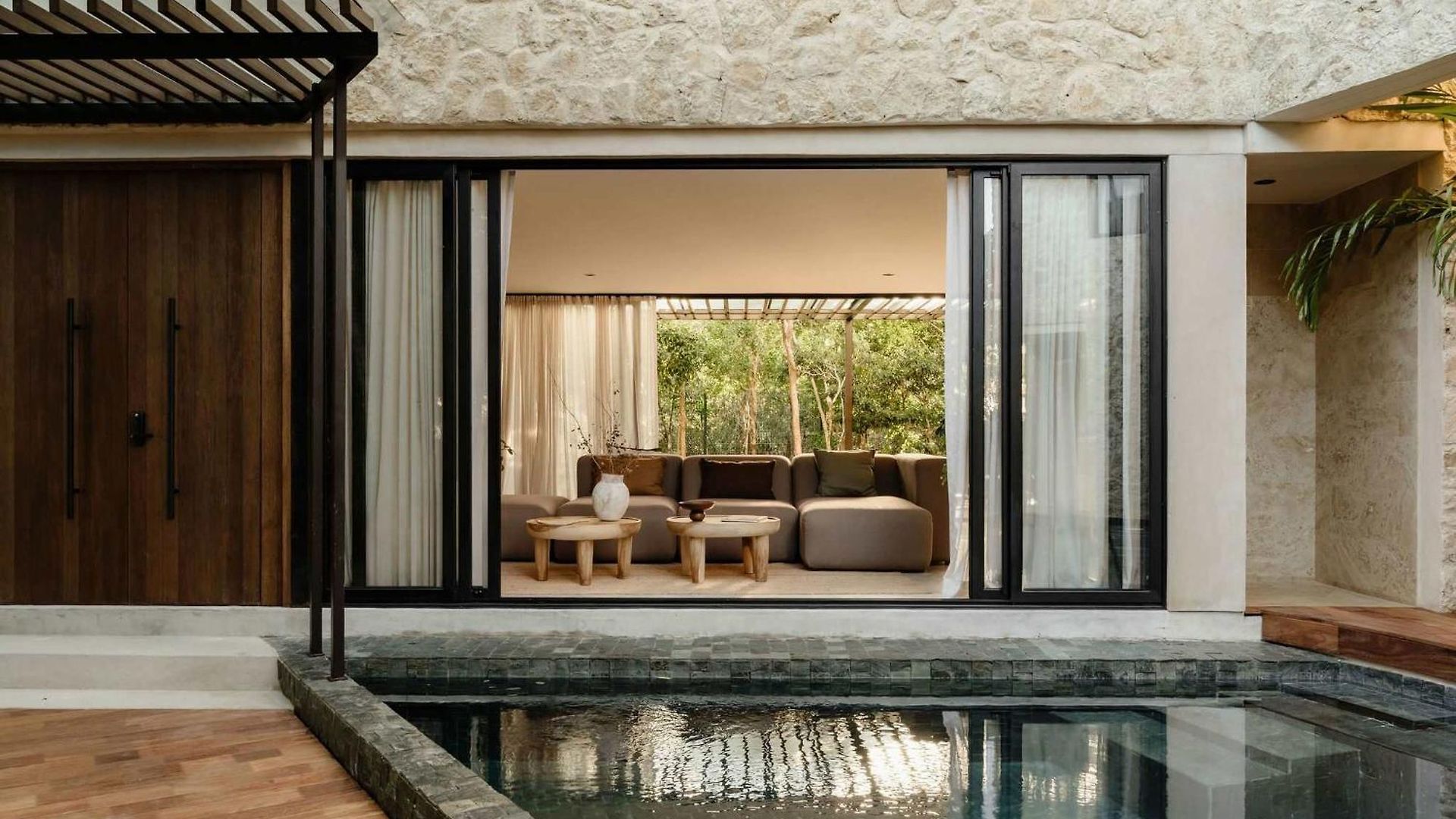 Villa Wabi-sabi Jungle - 2 Pools, Gym & Zen *