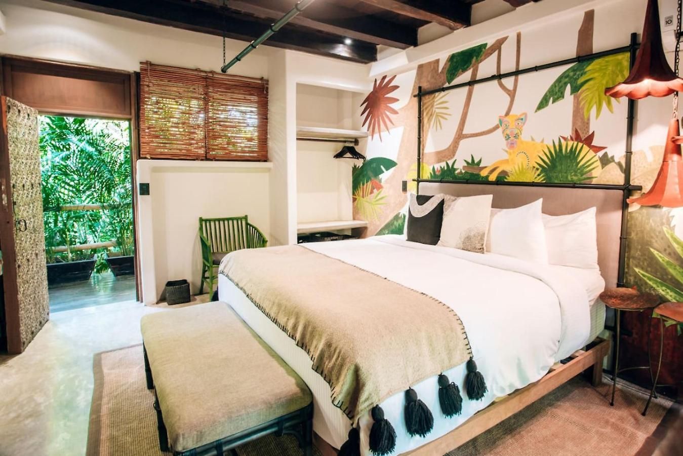 Jungle Sanctuary Wellness Retreat W Pool Bar Holiday home