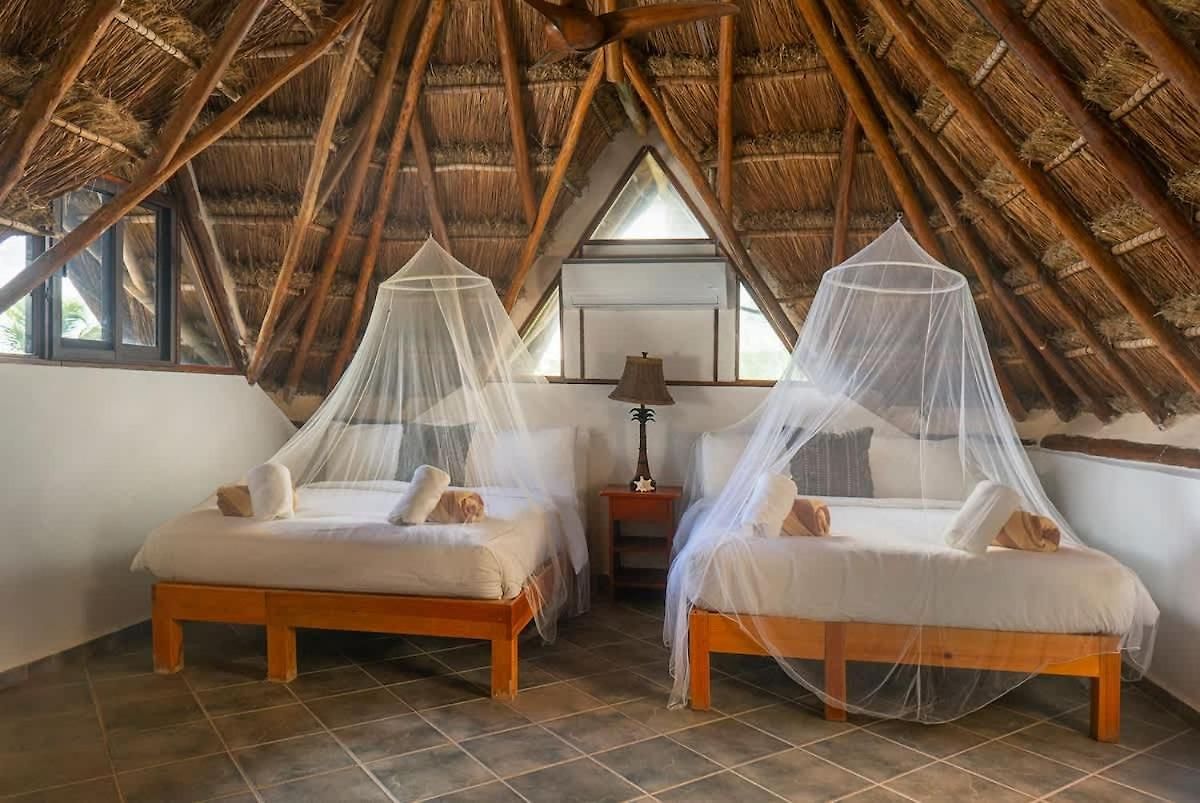 9br Mantaray Soliman Bay Beachfront Holiday home *