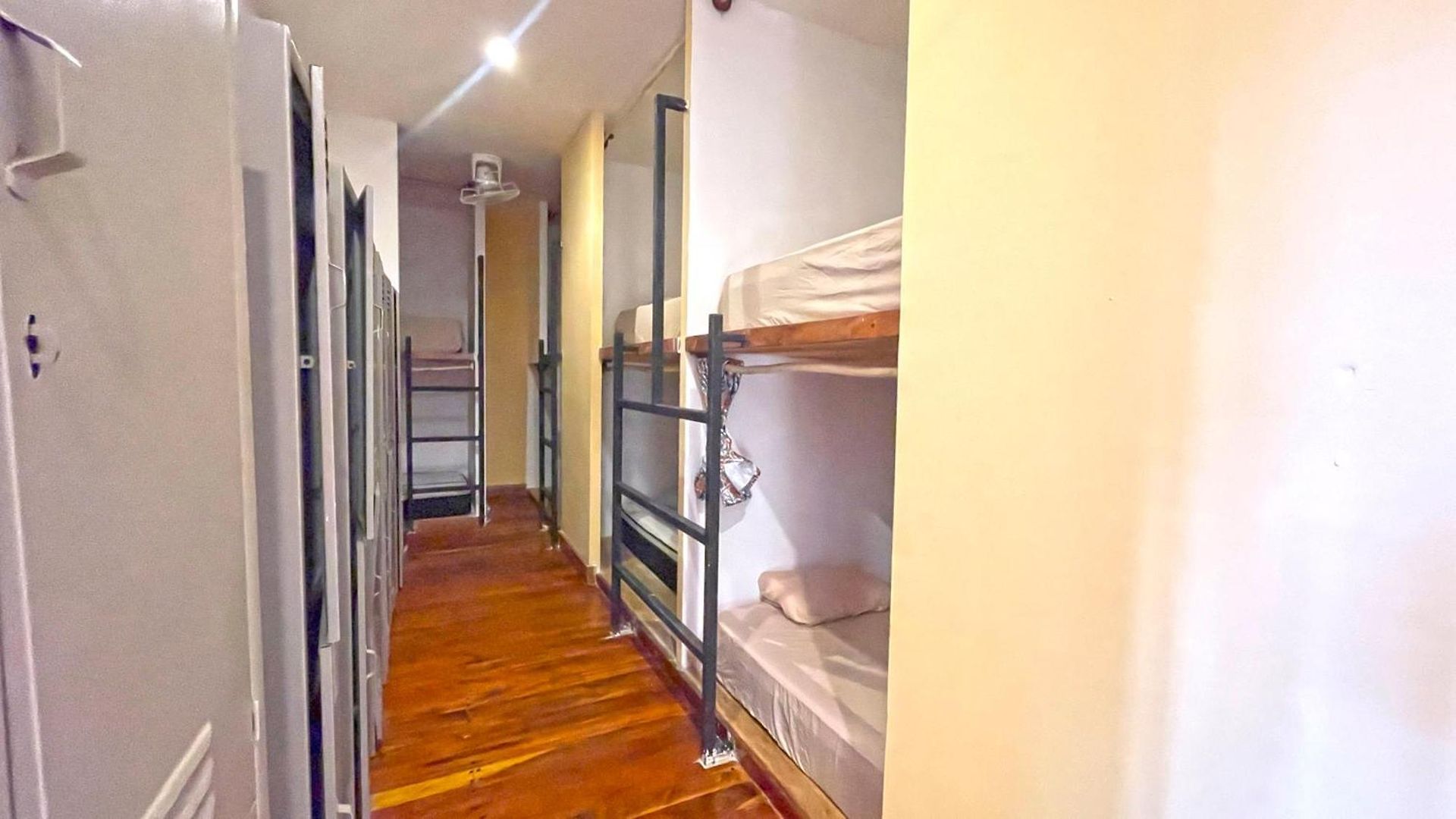 Capsule hotel Mr Pakal Tulum