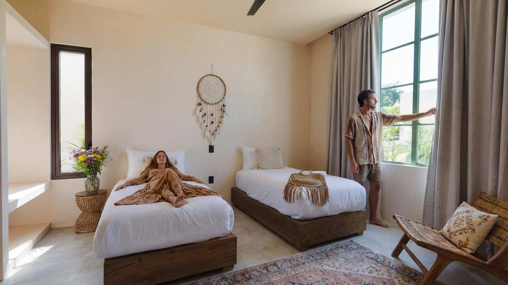 Stylish 3-bedroom With Private Pool Villa *