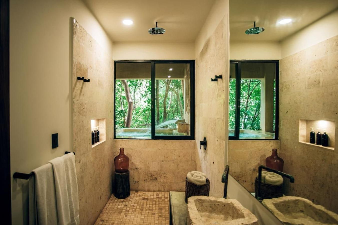 Jungle Sanctuary Wellness Retreat W Pool Bar *