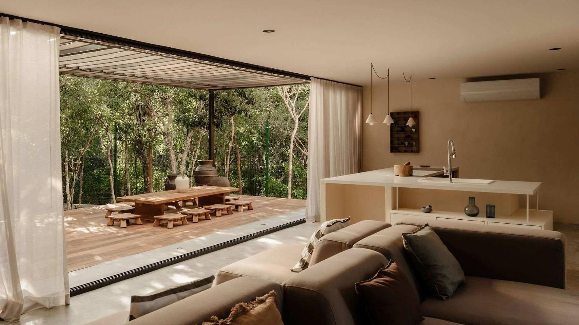 Wabi-sabi Jungle - 2 Pools, Gym & Zen