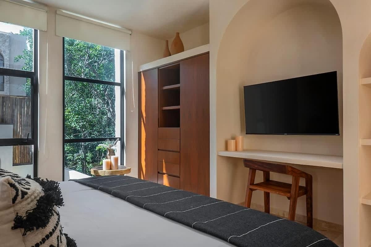 Luxury 4 Bedroom With Private Rooftop Pool Holiday home