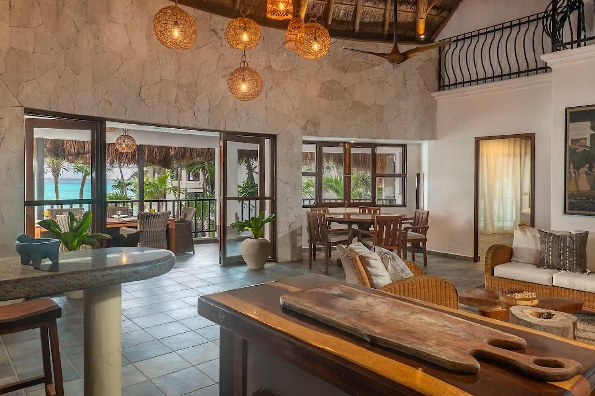 Holiday home 9br Mantaray Soliman Bay Beachfront *