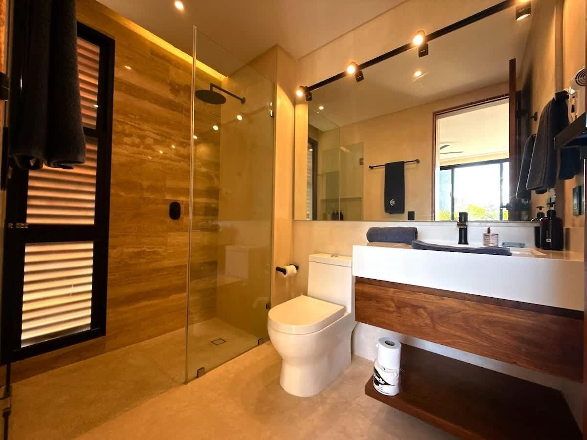 Luxury 5 Bedroom Pool Tiki Bar & Outdoor Gym Villa Tulum