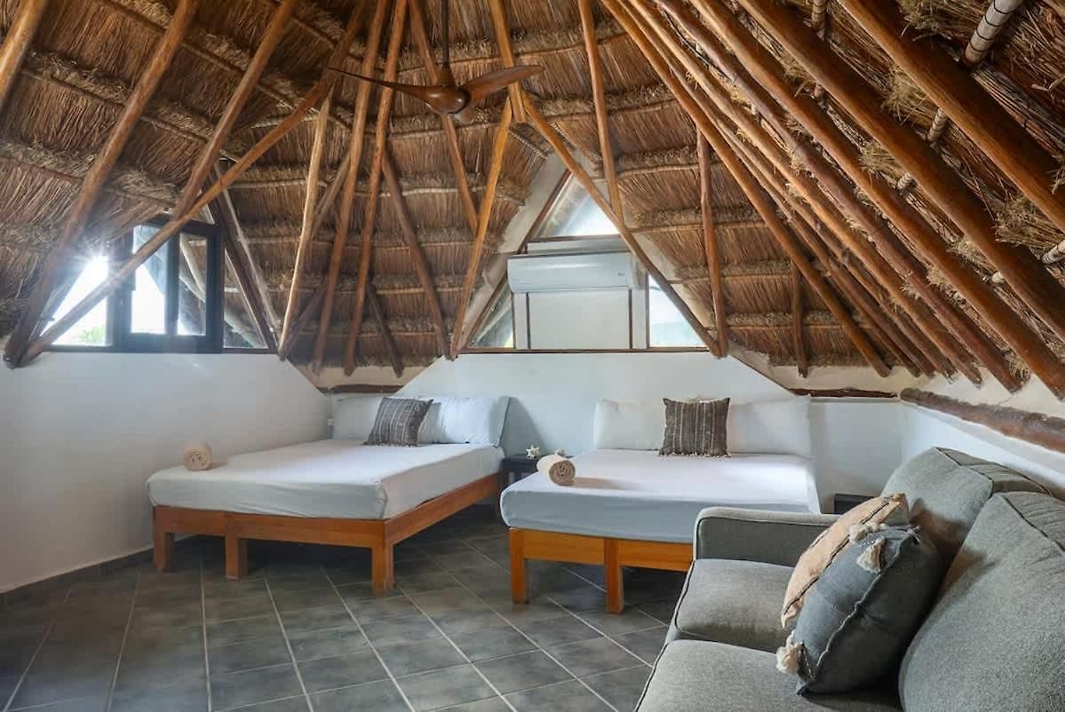 9br Mantaray Soliman Bay Beachfront Holiday home *