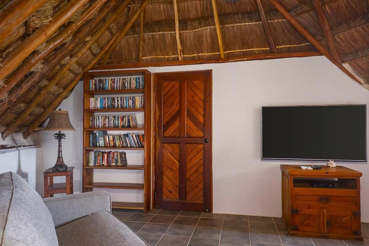 9br Mantaray Soliman Bay Beachfront