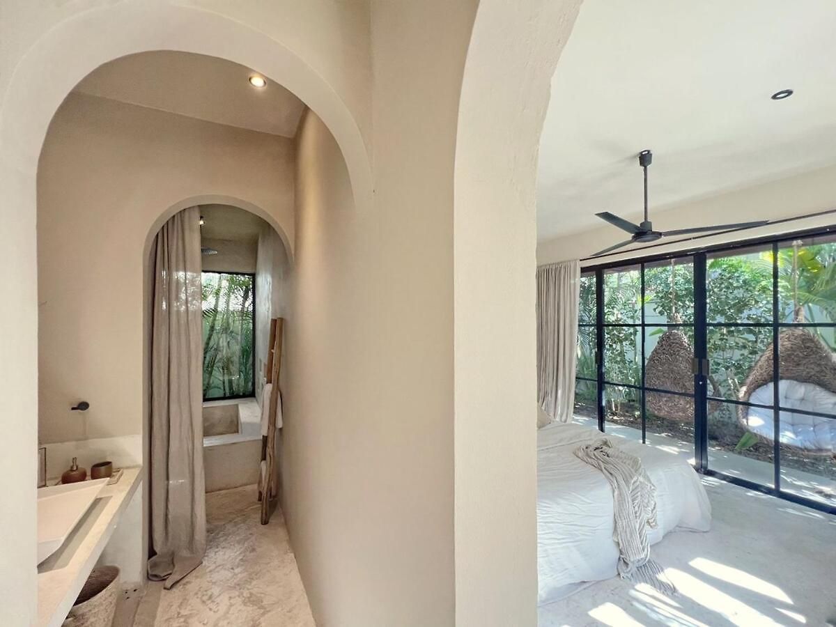 Oasis Heated Private Pool Daily Housekeeping Prime Location