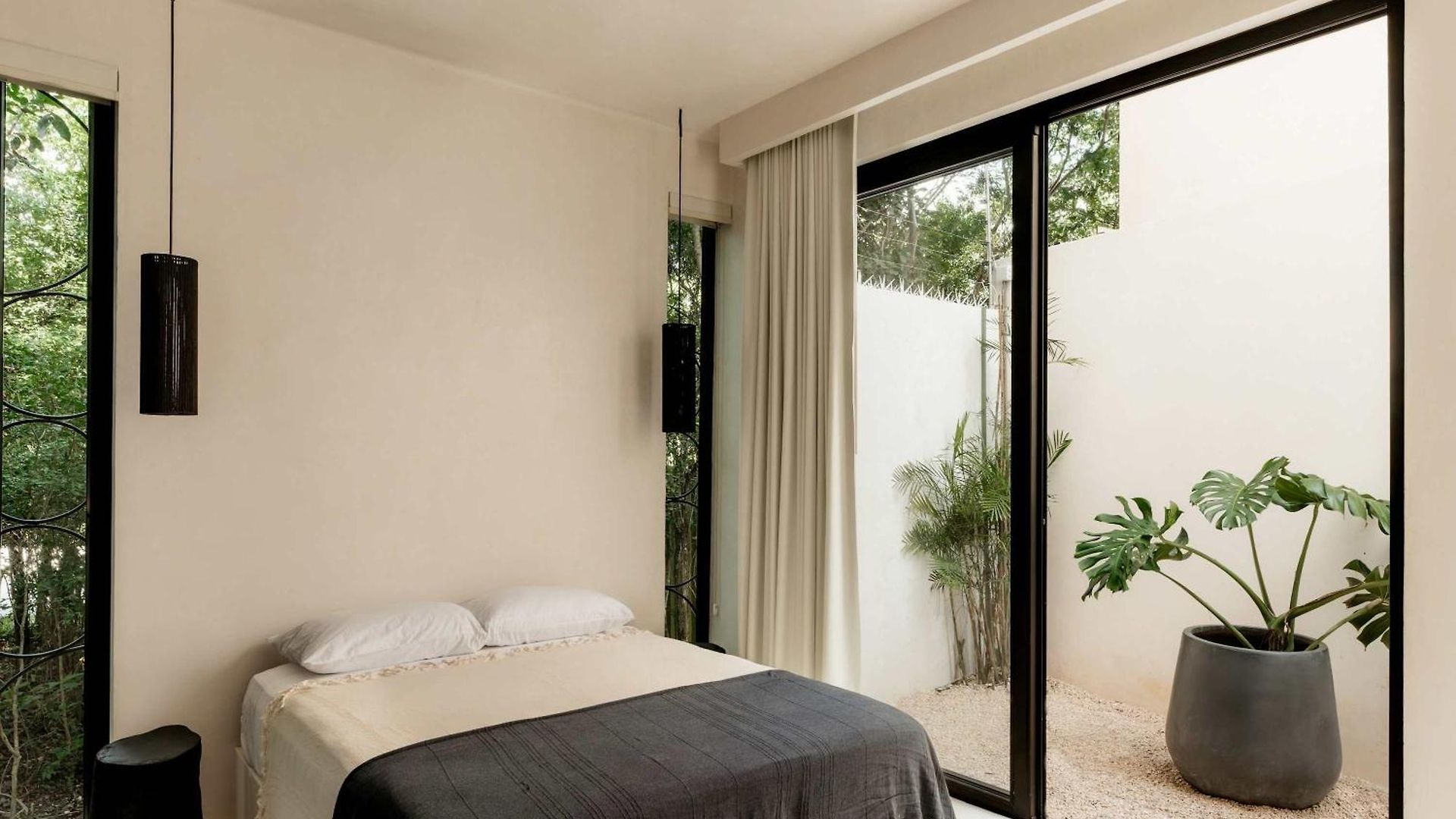 Villa 4 Bedroom With Rooftop Pool Aldea Zama *