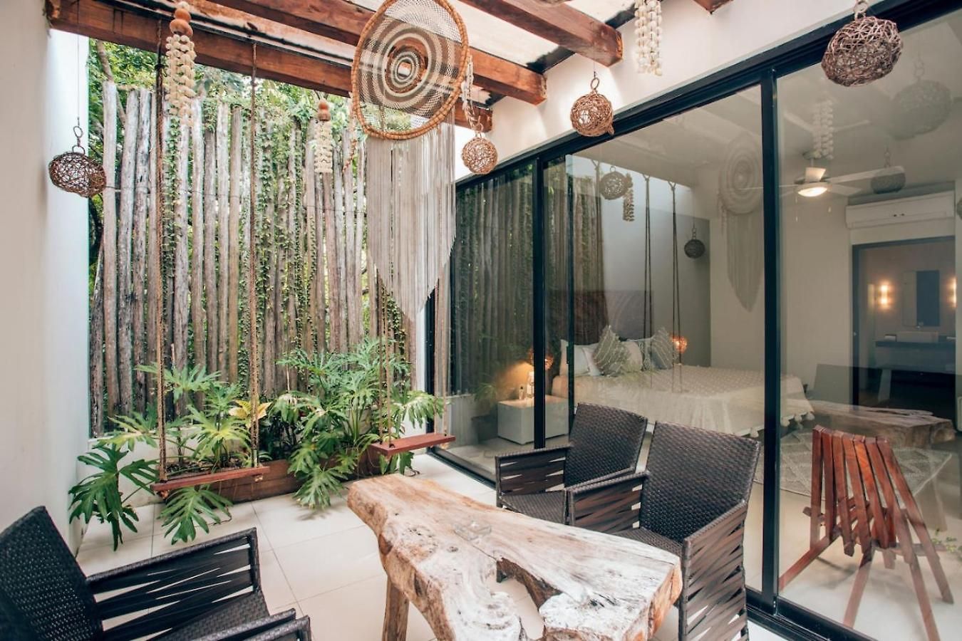 Holiday home Jungle Sanctuary Wellness Retreat W Pool Bar *