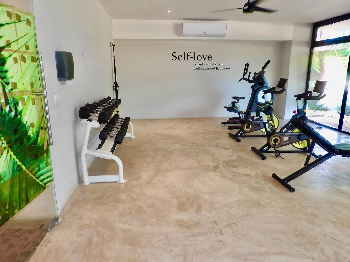 King En Coba Pool, Gym & Garden Hotel Tulum